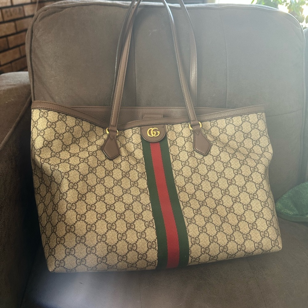 Gucci Beige and Brown Men's Tote with Red and Green Stripe